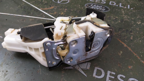 CERRADURA PUERTA TRASERA DERECHA Mitsubishi MONTERO (V80/V90) 