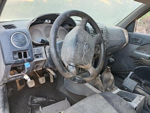FORD RANGER (ET) — vehículo donante para recambios 
