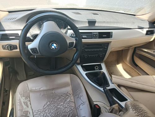 BMW SERIE 3 BERLINA (E90) — vehículo donante para recambios 