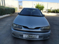 Renault Laguna (B56)(1998->)