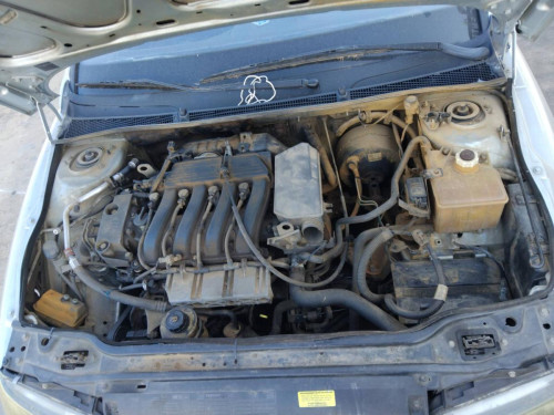  Renault Laguna (B56)(1998->) SIN IDENTIFICAR 