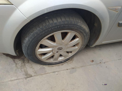 PINZA DE FRENO DELANTERA IZQUIERDA