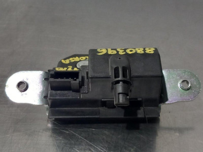 CERRADURA MALETERO / PORTON, OPEL, CORSA E