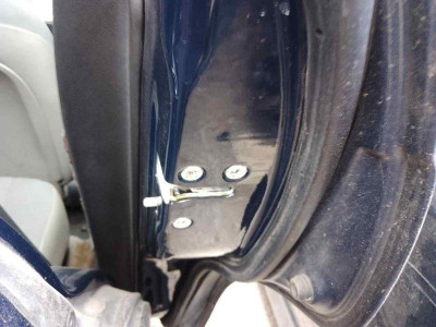 CERRADURA PUERTA TRASERA DERECHA