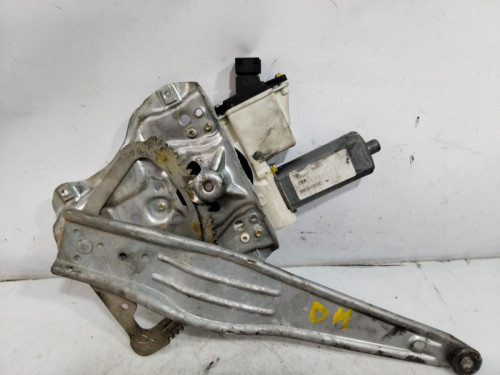 ELEVALUNAS TRASERO DERECHO Toyota COROLLA (E12) 