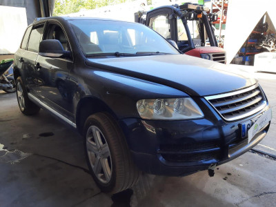 VOLKSWAGEN TOUAREG (7LA)