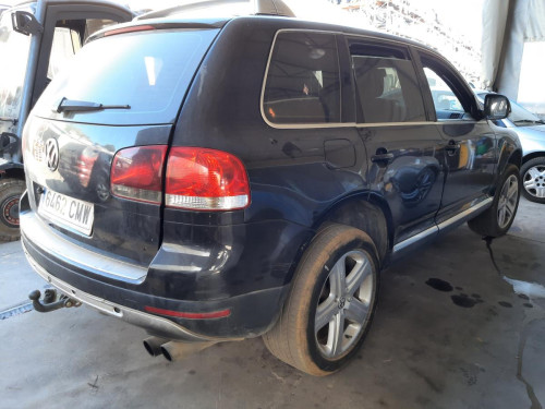  VOLKSWAGEN TOUAREG (7LA) 
