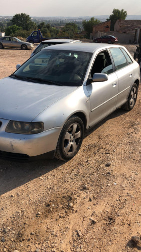 AUDI A3 (8L) — vehículo donante para recambios 