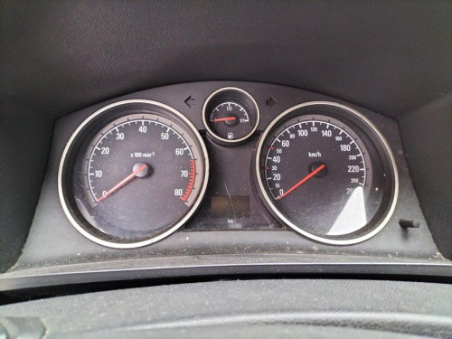  OPEL ZAFIRA B 