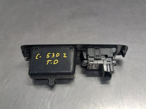 MANDO ELEVALUNAS TRASERO DERECHO NISSAN QASHQAI (J10) 