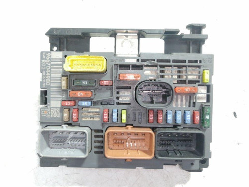  CAJA RELES / FUSIBLES PEUGEOT 407 