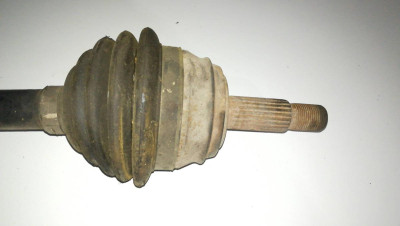 TRANSMISION DELANTERA IZQUIERDA