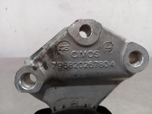  SOPORTE MOTOR DERECHO 