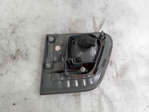  PILOTO TRASERO IZQUIERDO, TOYOTA, AVENSIS CROSS SPORT (T27) 