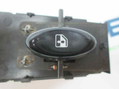 MANDO ELEVALUNAS DELANTERO DERECHO, HYUNDAI, COUPE (RD)