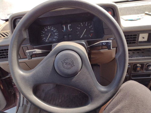  OPEL KADETT E 