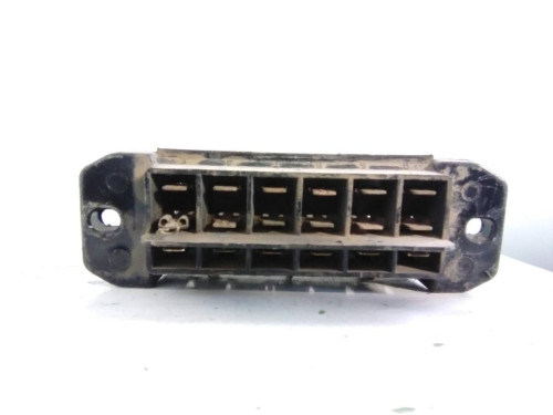 CAJA RELES / FUSIBLES Lada NIVA (2121/21213/21214/21215/2131) 