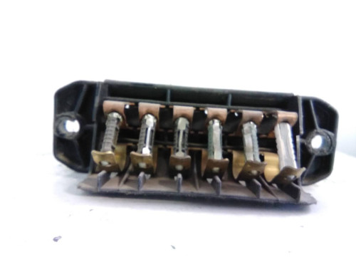 CAJA RELES / FUSIBLES Lada NIVA (2121/21213/21214/21215/2131) 