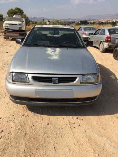 SEAT IBIZA (6K1) — vehículo donante para recambios 