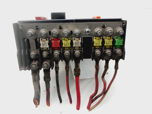 CAJA RELES / FUSIBLES VOLKSWAGEN PASSAT VARIANT (3C5) 