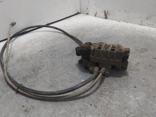  PINZA DE FRENO DELANTERA IZQUIERDA APRILIA ATLANTIC 125 / 250 