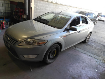 FORD MONDEO BERLINA (CA2)