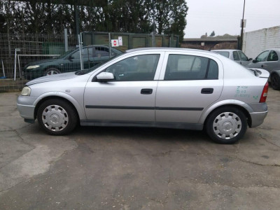 OPEL ASTRA G BERLINA