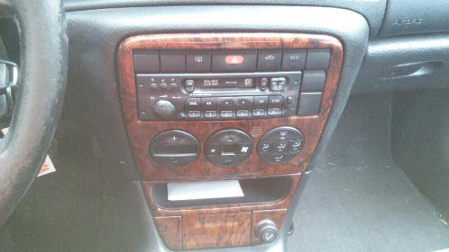  OPEL VECTRA B BERLINA 