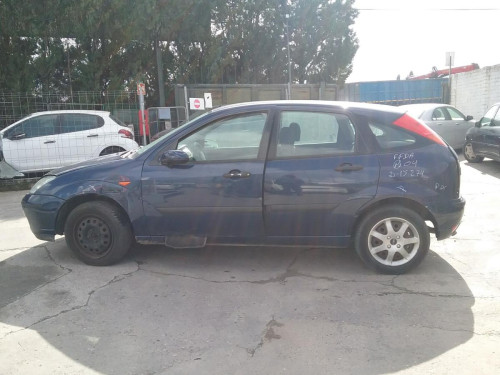  FORD FOCUS BERLINA (CAK) 