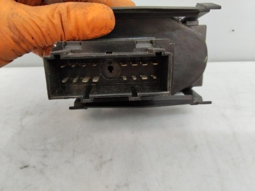 MANDO LUCES Ford FOCUS BERLINA (CB4) 