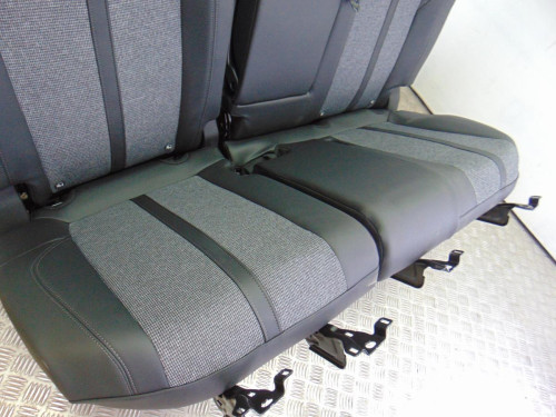 JUEGO ASIENTOS COMPLETO de segunda mano