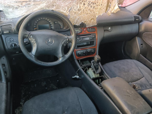 MERCEDES-BENZ CLASE C (BM 203) BERLINA — автомобиль-донор на запчасти 
