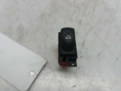  MANDO ELEVALUNAS DELANTERO DERECHO RENAULT LAGUNA (B56) 