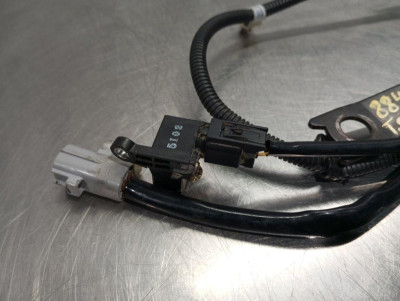 ENGANCHE CINTURON DELANTERO IZQUIERDO