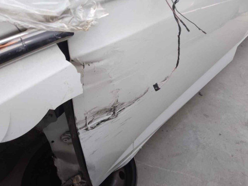 PUERTA DELANTERA IZQUIERDA Renault MEGANE IV SPORT TOURER 