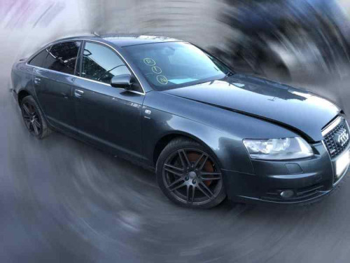  AUDI A6 BERLINA (4F2) 