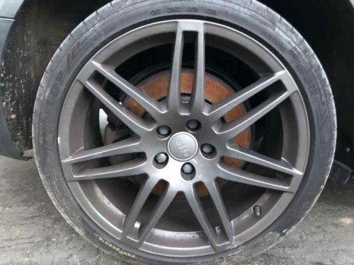  AUDI A6 BERLINA (4F2) 