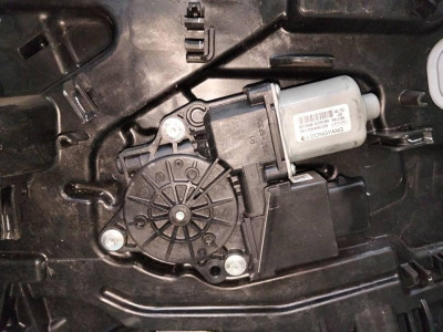 ELEVALUNAS DELANTERO IZQUIERDO, KIA, CEED (JD)