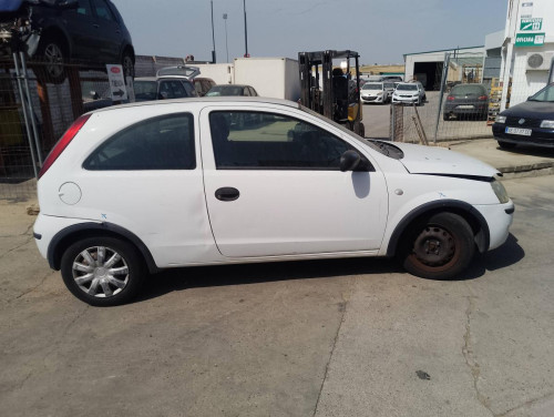 OPEL CORSA C — автомобиль-донор на запчасти 