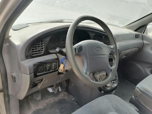 KIA CARNIVAL — vehículo donante para recambios 