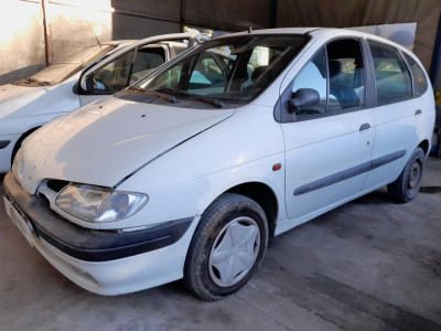 RENAULT MEGANE I SCENIC (JA0)
