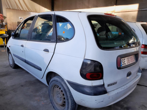 RENAULT MEGANE I SCENIC (JA0) — vehículo donante para recambios 