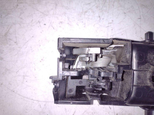 MANETA INTERIOR TRASERA IZQUIERDA Toyota YARIS (P13) 