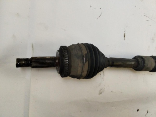 TRANSMISION DELANTERA DERECHA Kia CEED (ED) 