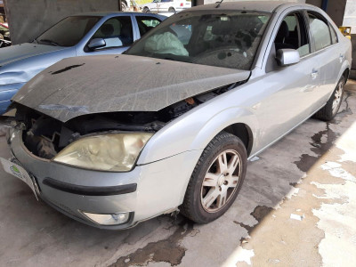 FORD MONDEO BERLINA (GE)