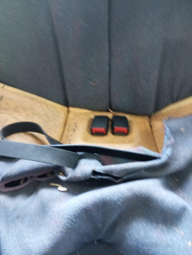 ENGANCHE CINTURON TRASERO IZQUIERDO Ford KA (CCQ) 