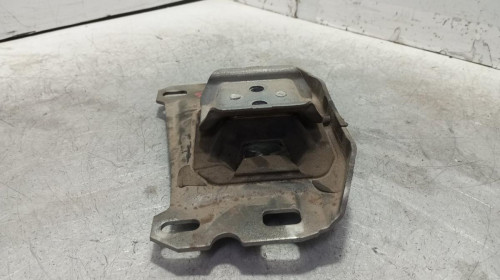SOPORTE MOTOR IZQUIERDO Peugeot 3008 