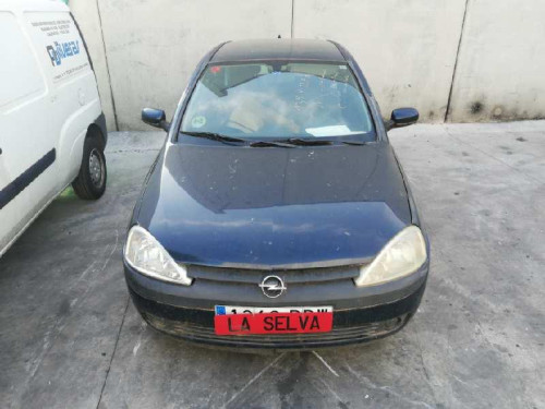 OPEL CORSA C — vehículo donante para recambios 