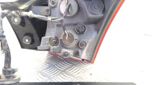 PILOTO TRASERO IZQUIERDO 
