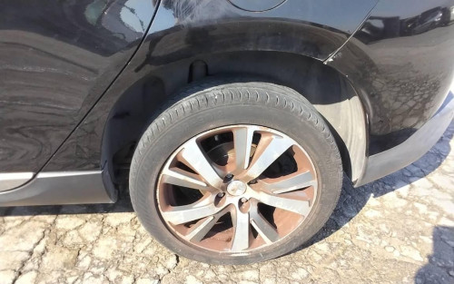 LLANTA Peugeot 2008 